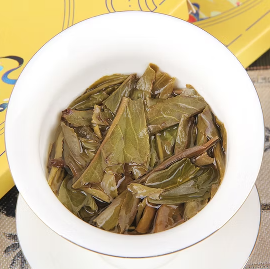 200g Easy Broken Raw Sheng Pu Erh Cake